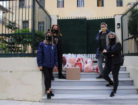 &Kappa;ί&nu;&eta;&sigma;&eta; &alpha;&gamma;ά&pi;&eta;&sigmaf; &alpha;&pi;&omicron; &tau;&alpha; &kappa;&omicron;&rho;ί&tau;&sigma;&iota;&alpha; &tau;&omicron;&upsilon; &Omicron;&Phi;&Eta;